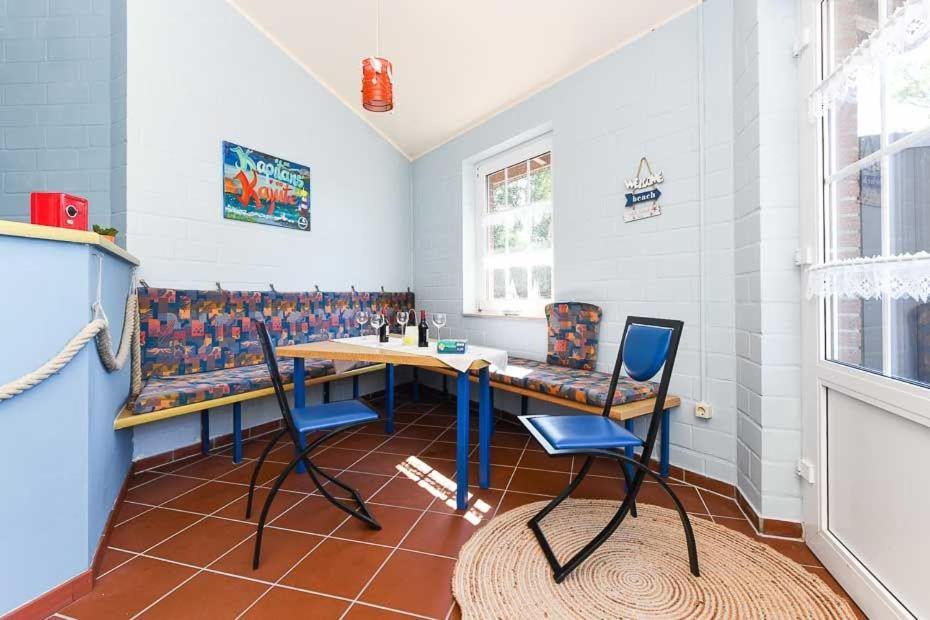 Ferienwohnungen Kapitaens Kajuete Bensersiel Exterior foto